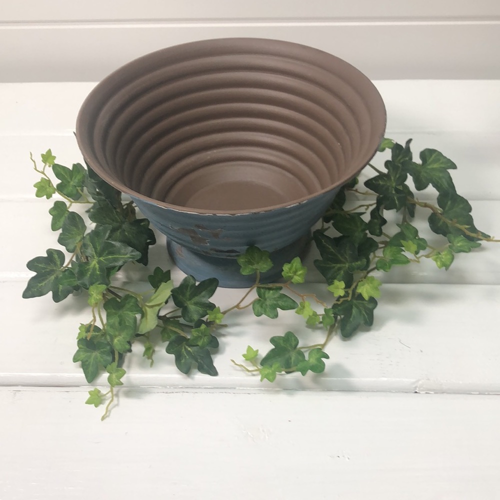 Harbor Gardens small blue bowl